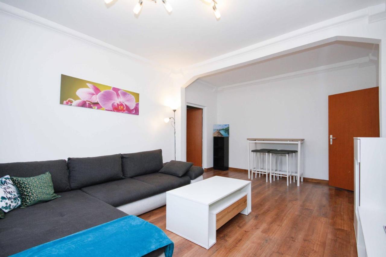 Trencianska Apartment Bratislava Eksteriør bilde