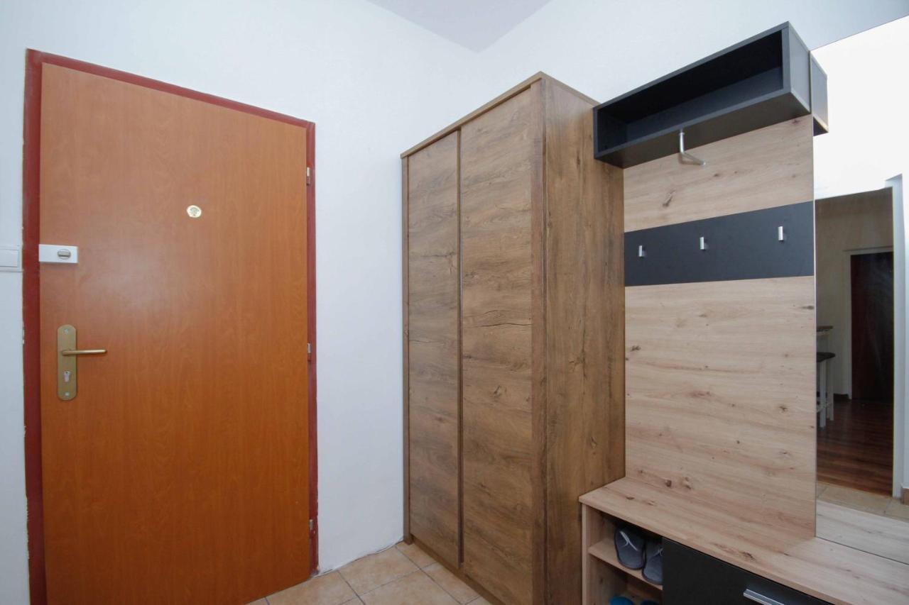 Trencianska Apartment Bratislava Eksteriør bilde